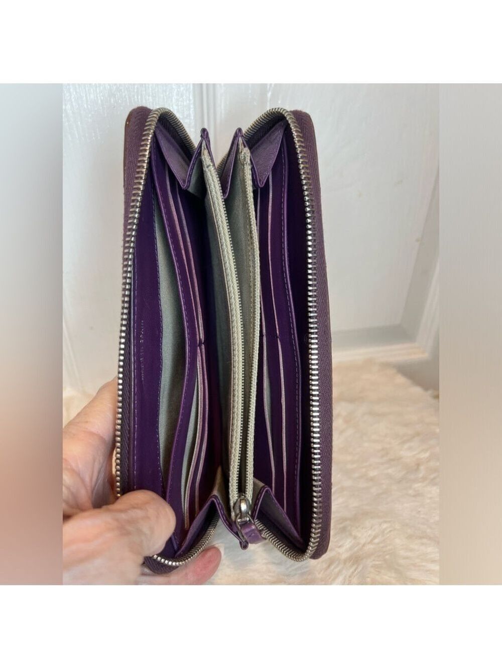 ❤️CHANEL PATENT QUILTED BRILLIANT ZIP-AROUND WALLET PURPLE - Picture 9 of 15